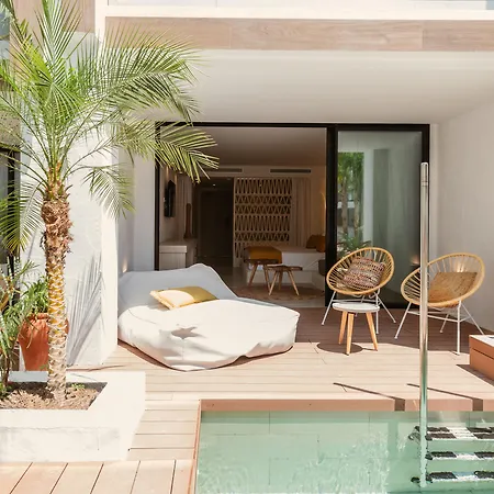 Del Sol Apartment